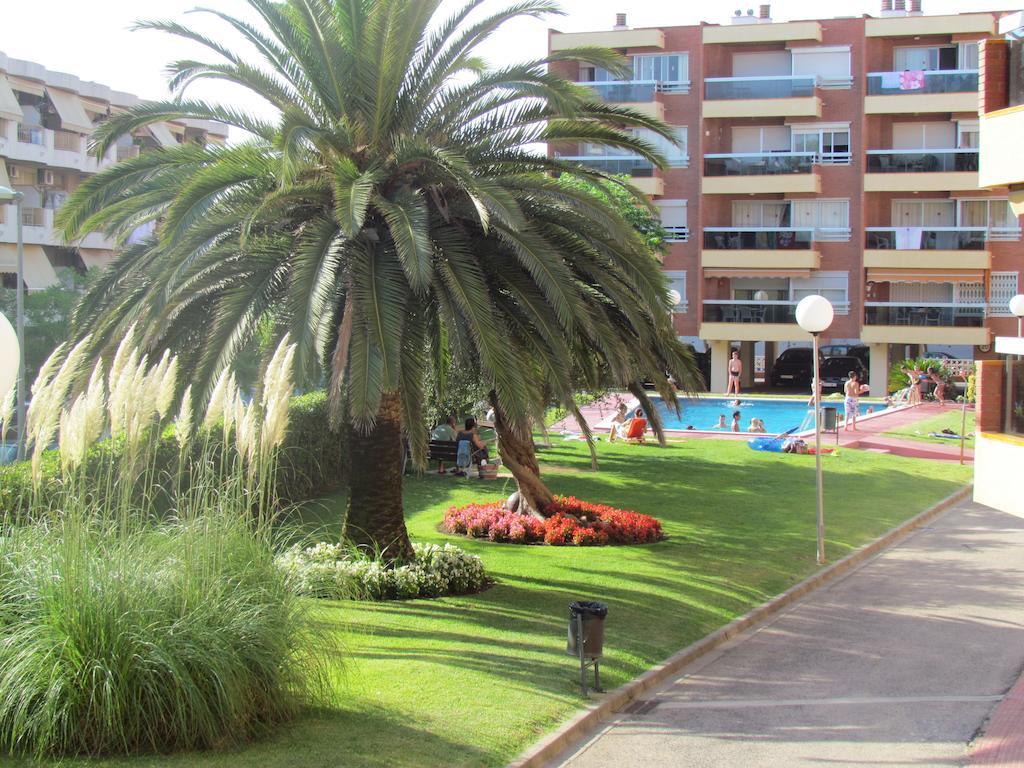 Apartamentos Alquihouse Vilafortuny Cambrils Zimmer foto